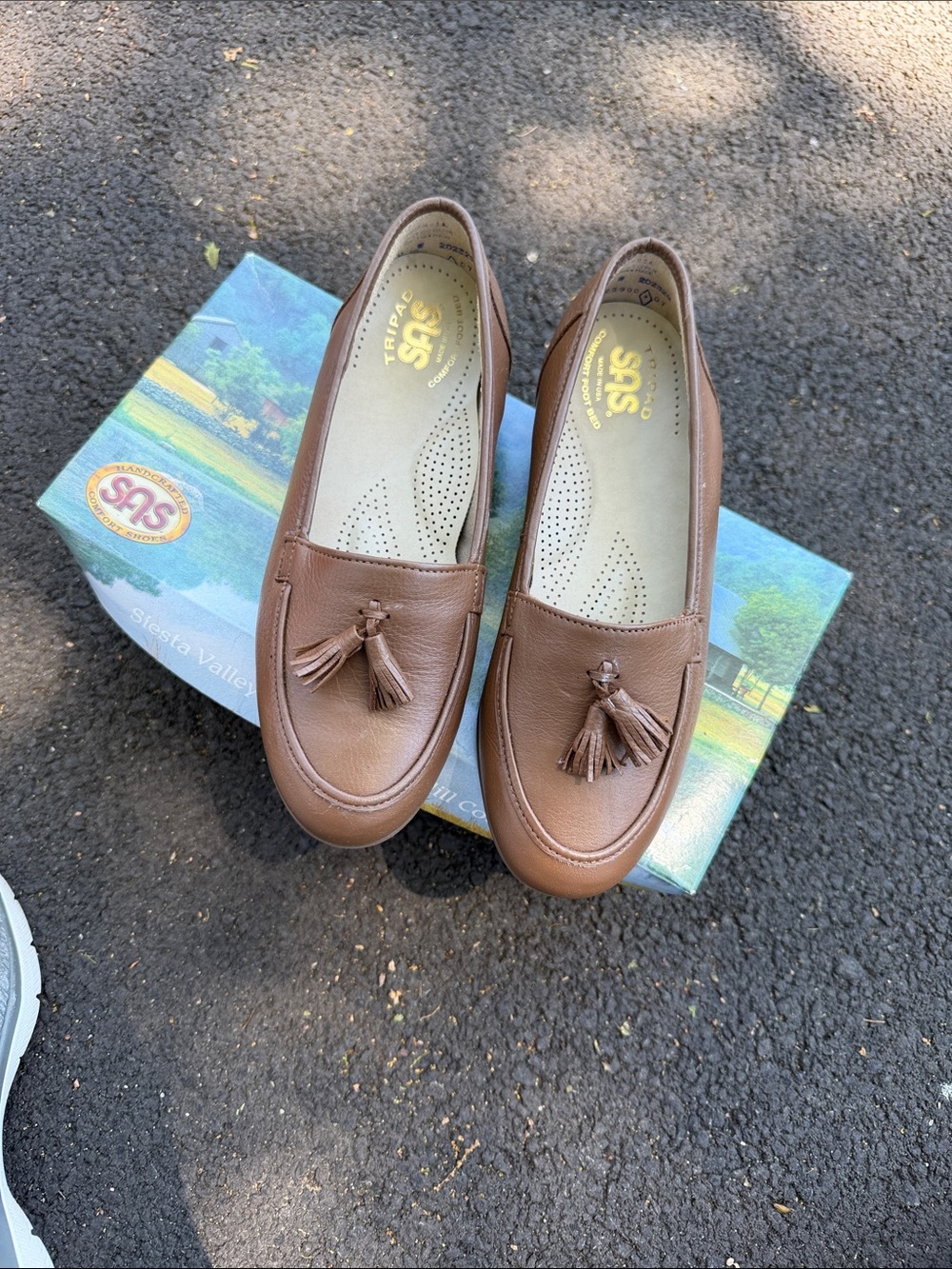 SAS Women’s Brown Tassel Loafers Slip-On